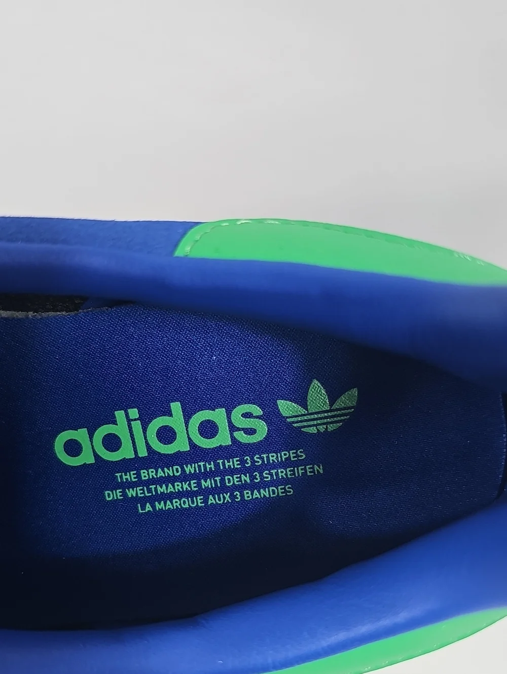 NWT Adidas Gazelle JH5389 Royal Blue Energy Green Sneakers Trainers 11 Blokecore